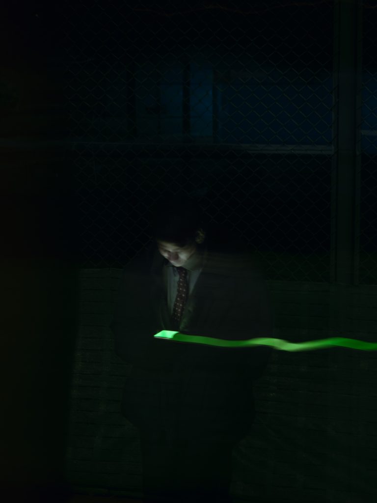 「Blinking Bodies」